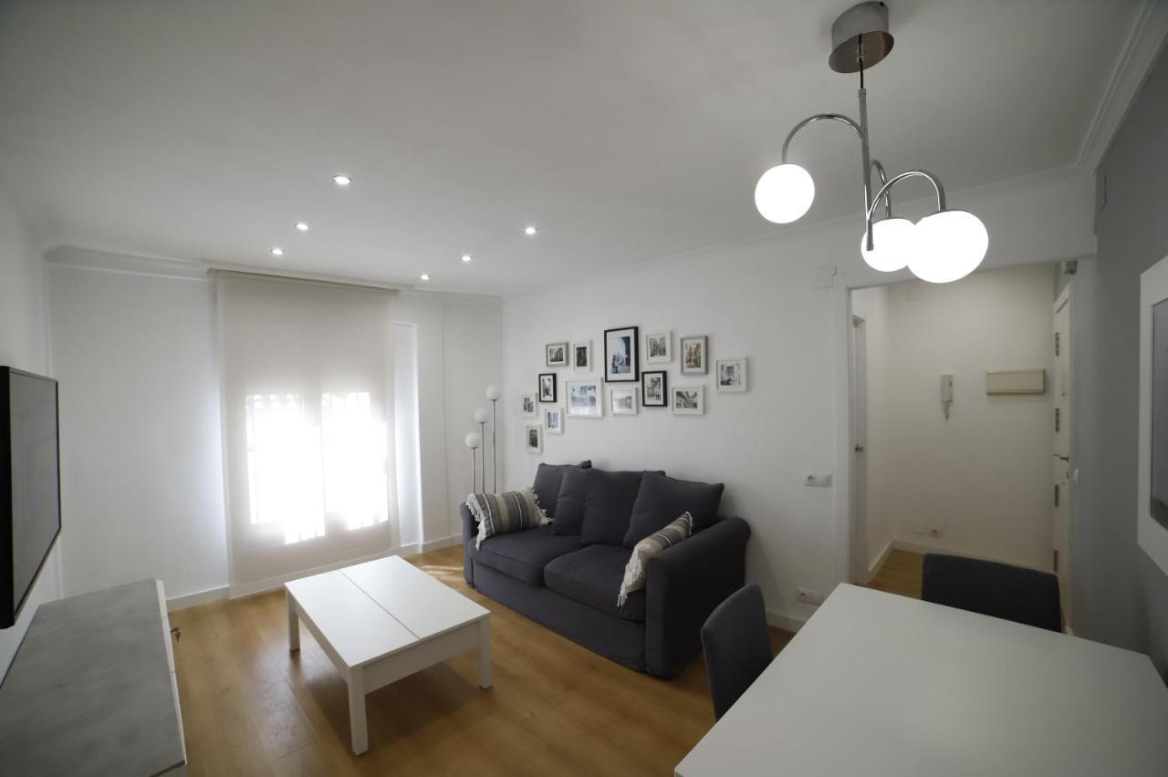 Apartamento En San Basilio Junto A Torre De Belen Cordova Esterno foto